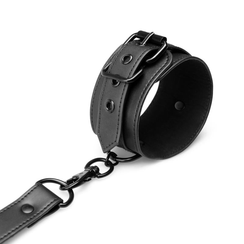 Hogtie met hand- en enkelboeien - Bedroom fantasies